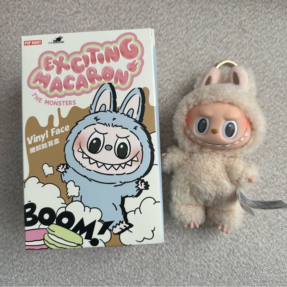 POP MART Exciting Macaron (Soymilk)